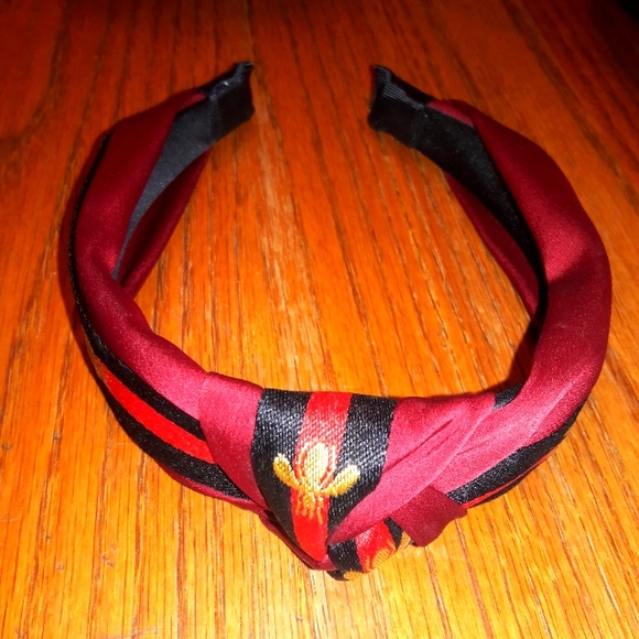 Bee Headband in Burgundy